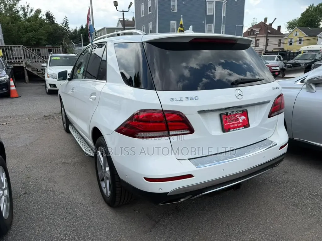Mercedes-Benz GLE-Class 2016 White