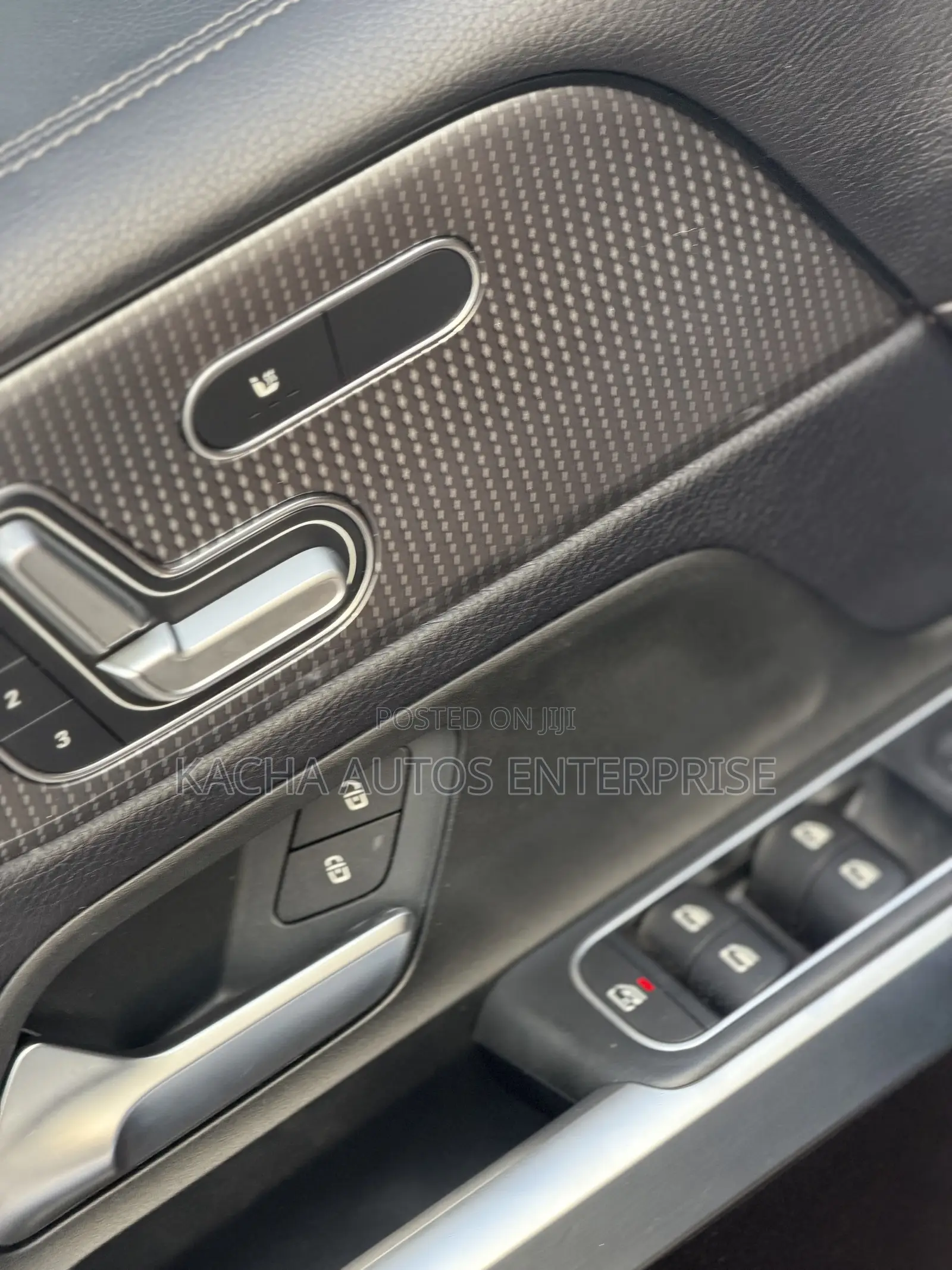 Mercedes-Benz GLB-Class GLB 250 4MATIC 2020 White