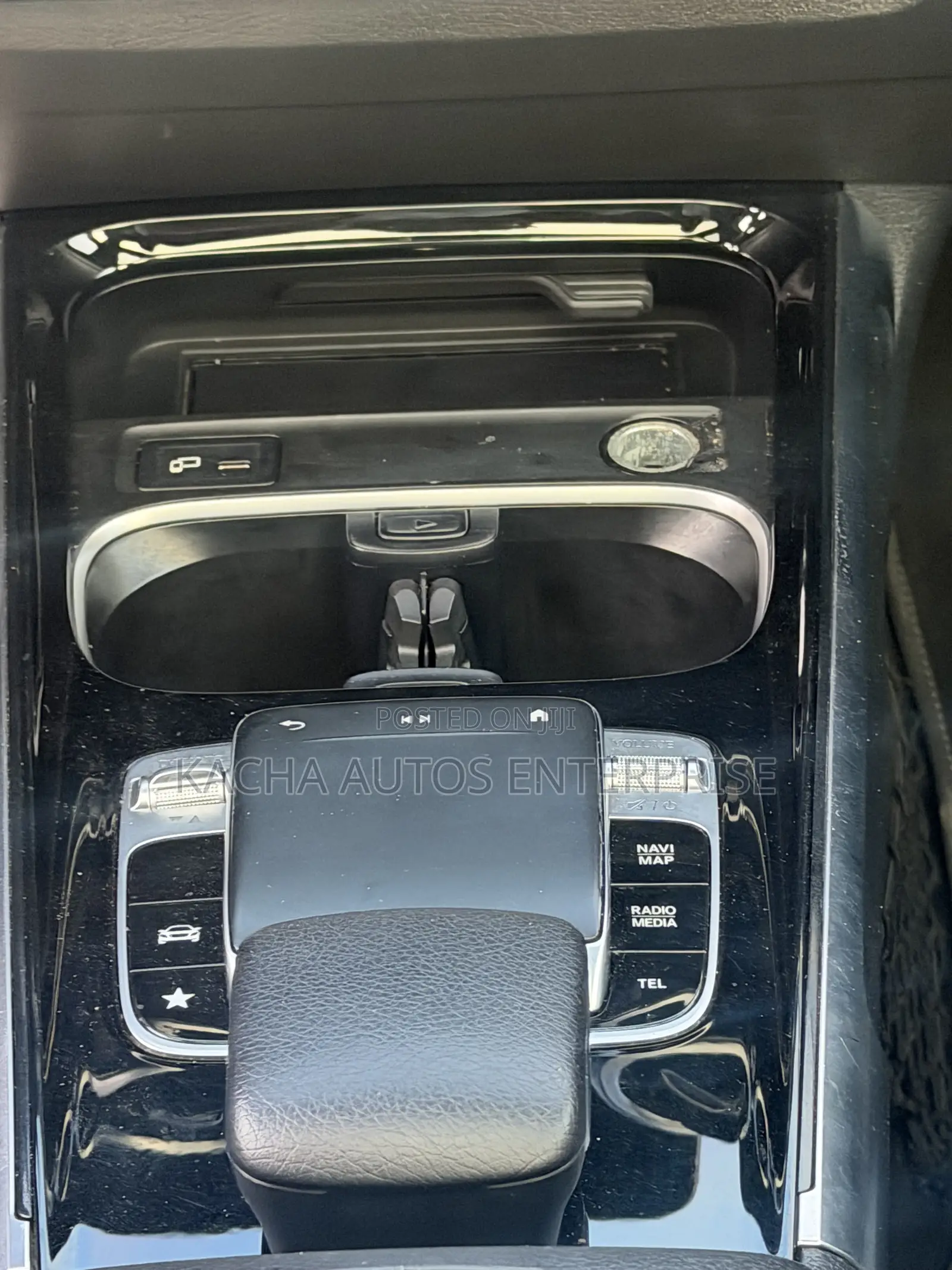 Mercedes-Benz GLB-Class GLB 250 4MATIC 2020 White