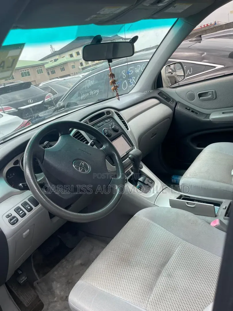 Toyota Highlander 2005 Silver