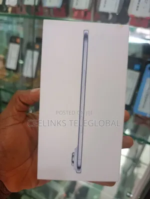 New Apple iPhone Air 1 TB Black