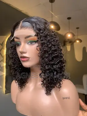 Super Double Drawn Pixie Curls