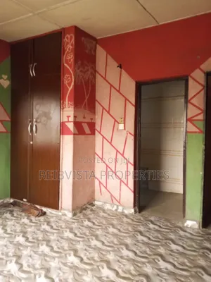 Furnished 3bdrm Apartment in Ikorodu Expressway, Kosofe / Kosofe