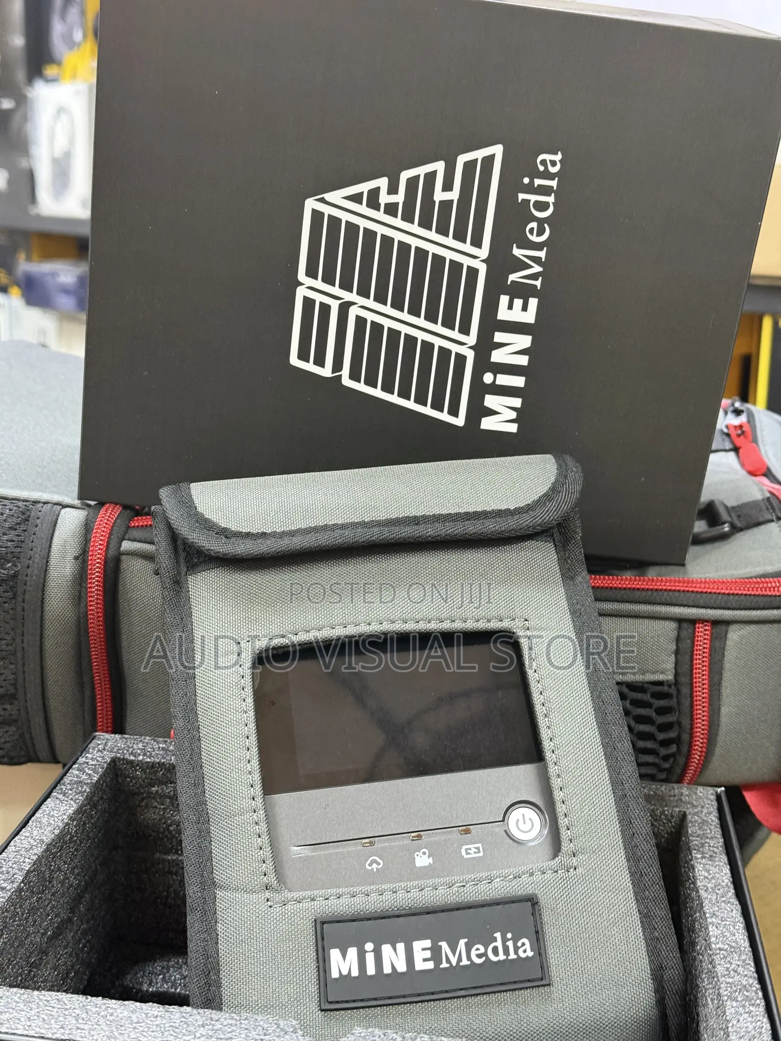 Mine Media C300