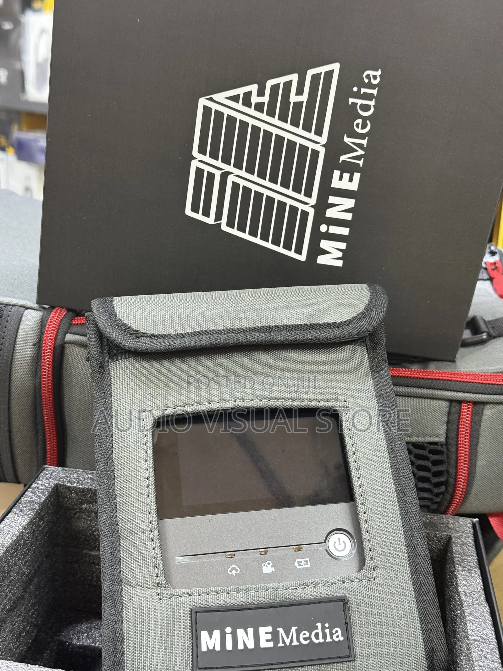 Mine Media C300