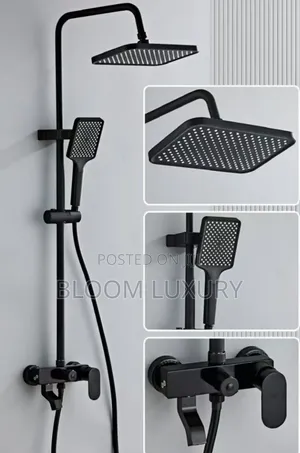Gold/Black Standing Surface Shower