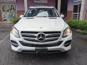 Mercedes-Benz GLE-Class GLE 350d 4MATIC 2016 White
