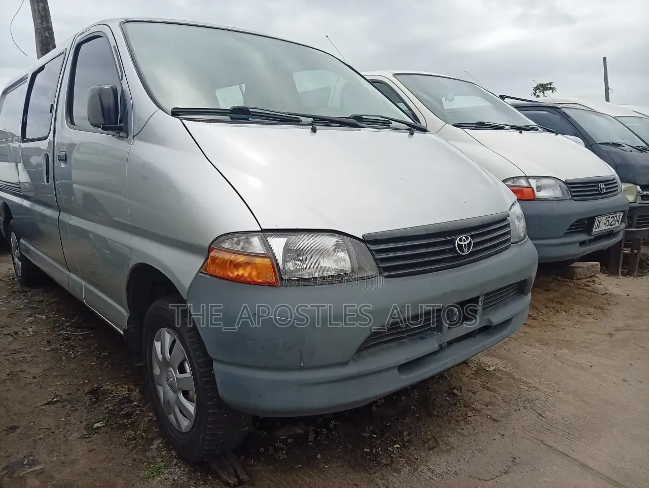 Toyota HiAce 2004 Silver