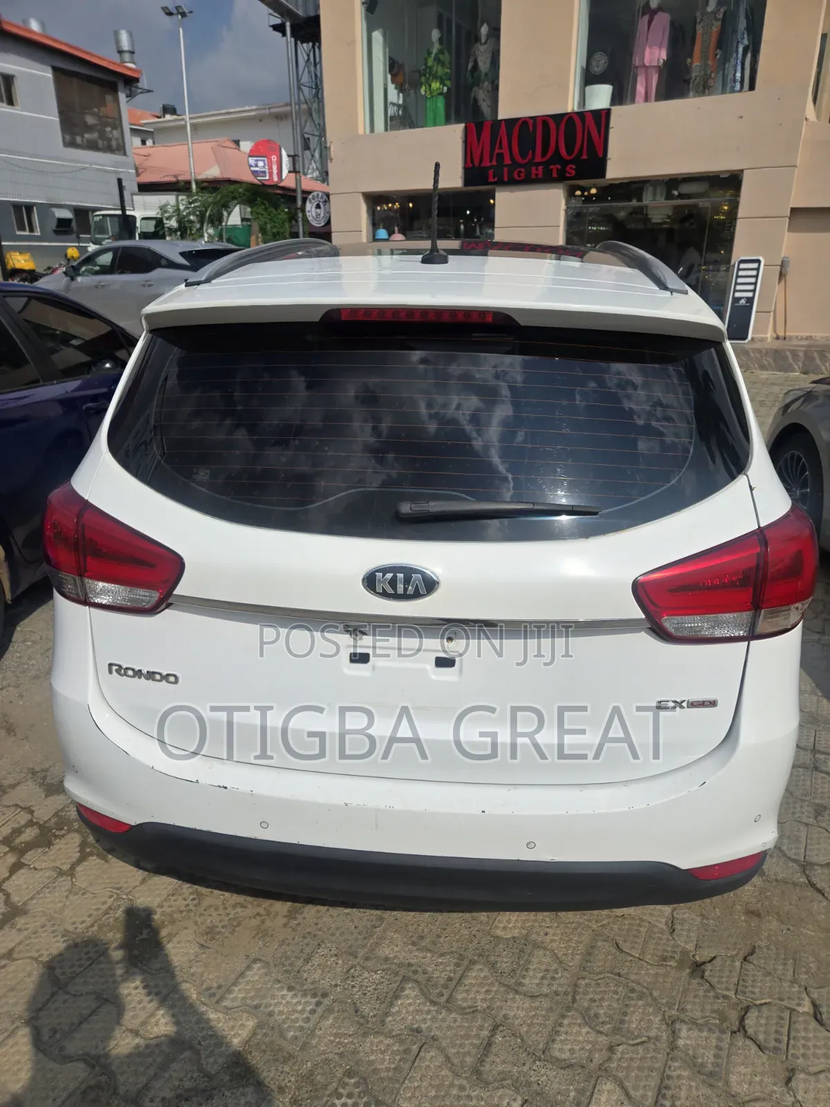 Kia Rondo 2015 White