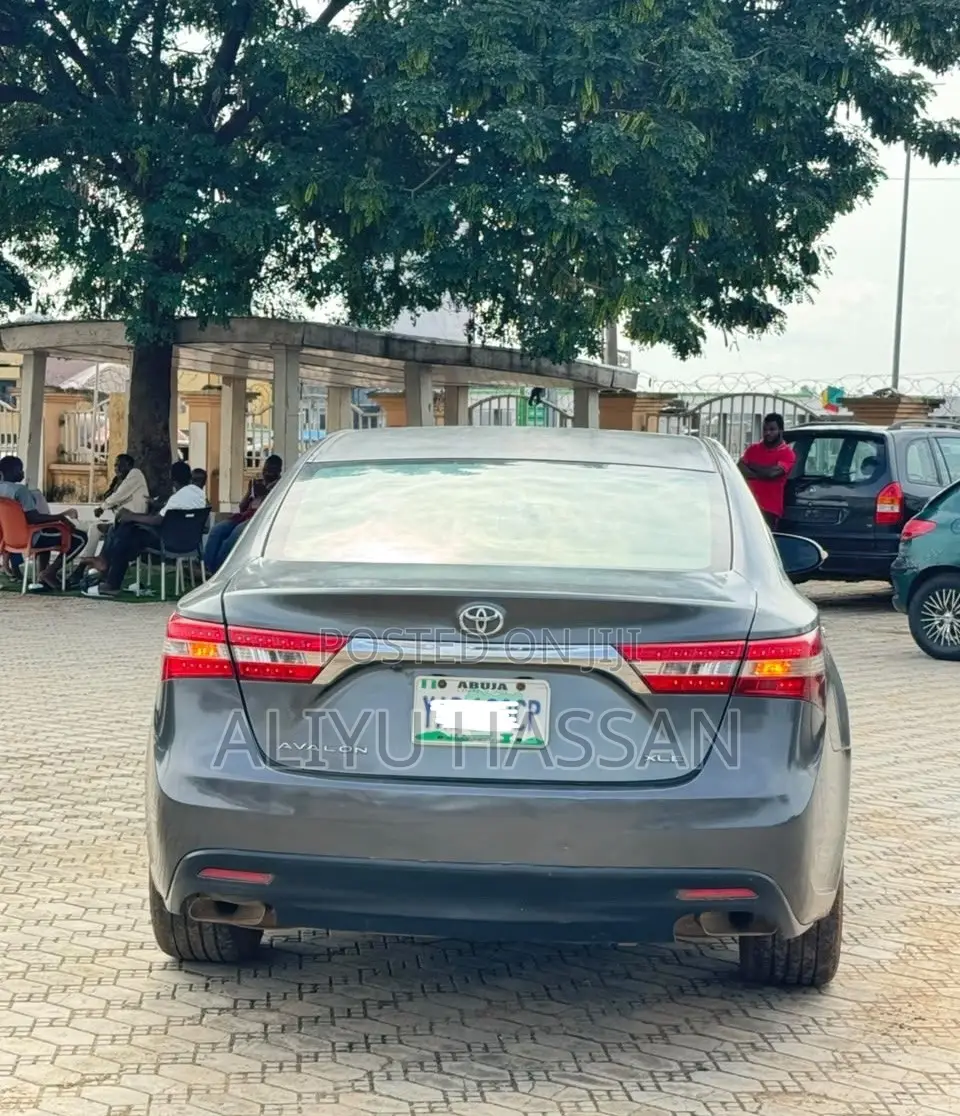 Toyota Avalon 2013 Gray