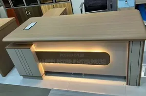 1.6 Meter Executive Desk