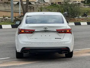 Toyota Avalon Touring (3.5L 6cyl 6A) 2018 White