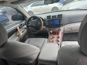 Toyota Highlander Limited 4x4 2009 Gray