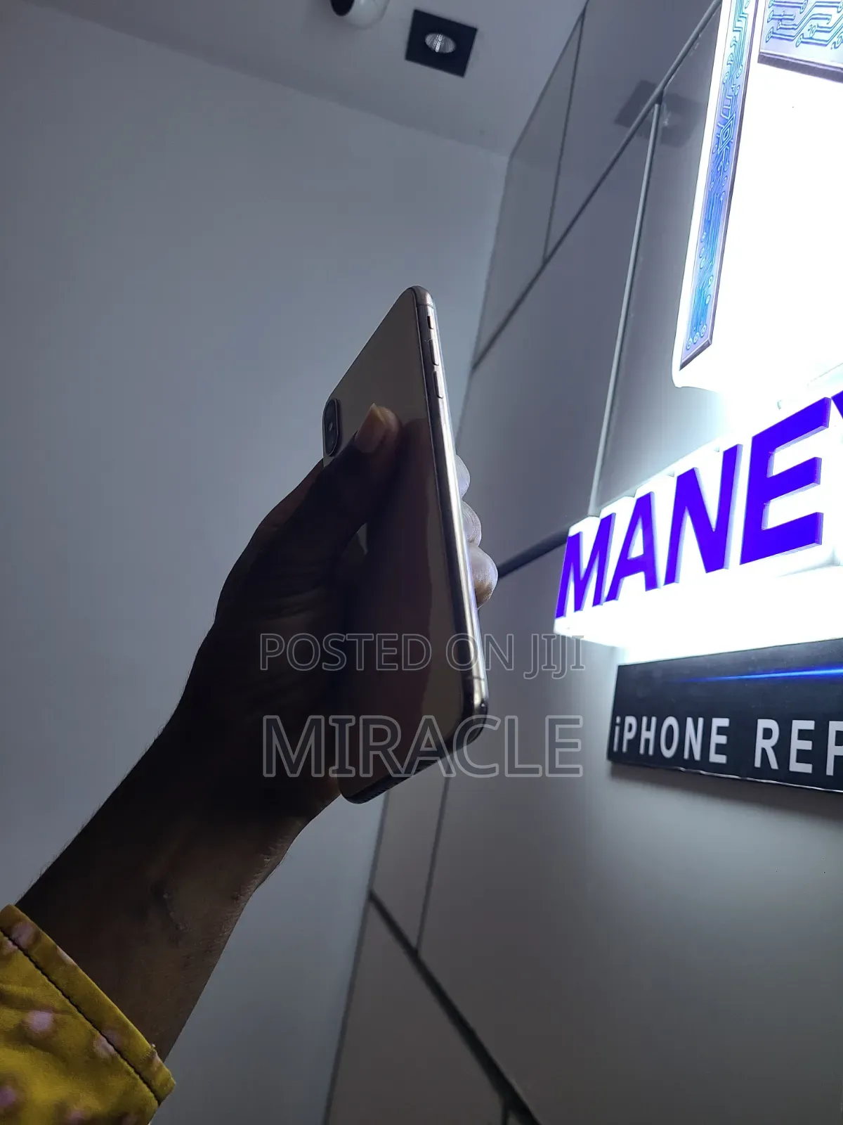 Apple iPhone XS Max 64 GB Gold