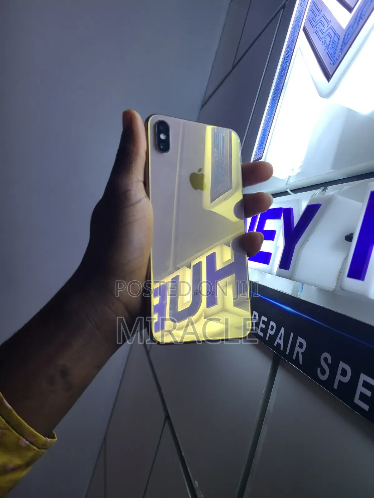 Apple iPhone XS Max 64 GB Gold