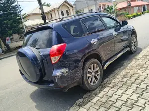 Toyota RAV4 2010 Blue