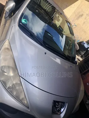 Peugeot 207 2001