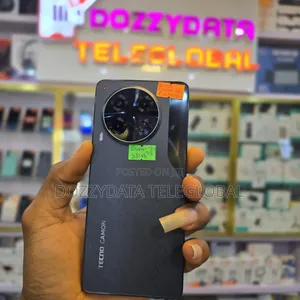 Tecno Camon 30 5G 256 GB Black