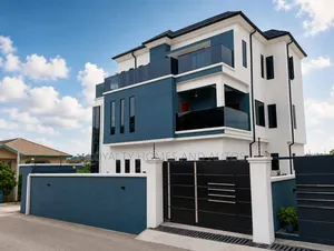 5bdrm Block of Flats in Berger for sale
