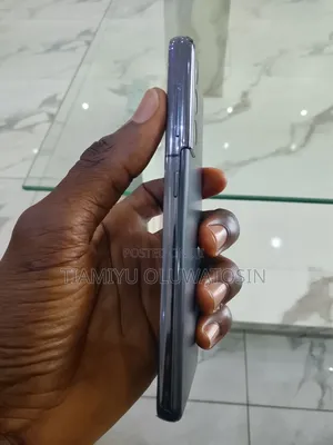 Samsung Galaxy S21 5G 128 GB Gray