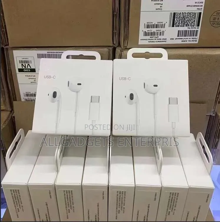 Apple Earpods W/ USB-C