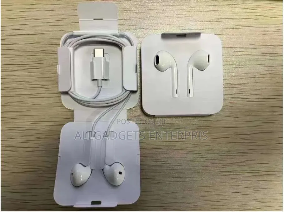 Apple Earpods W/ USB-C