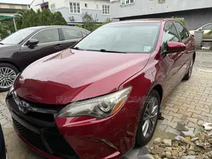 Toyota Camry SE 4dr Sedan (2.5L 4cyl 6A) 2016 Maroon