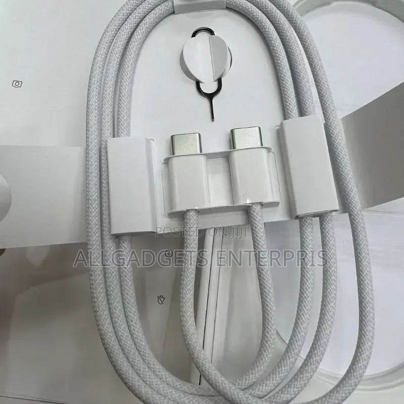 iPhone 15 and 17 Cable