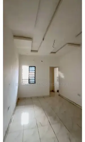 Mini Flat in Shomolu for rent