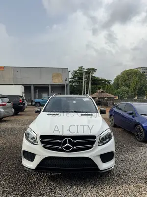 Mercedes-Benz GLE-Class AMG GLE 43 4MATIC 2017 White