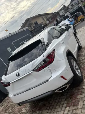 Lexus RX 350 AWD 2017 White