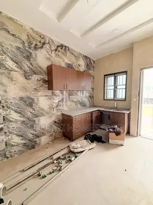 4bdrm Townhouse / Terrace in Kado for rent