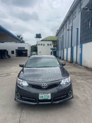 Toyota Camry 2014 Gray