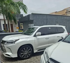 Lexus LX 570 AWD 2020 White