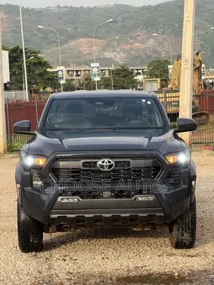 Toyota Tacoma 2025 Black