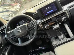 Toyota Tacoma 2025 Black