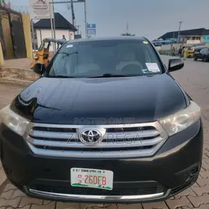 Toyota Highlander 2013 Black