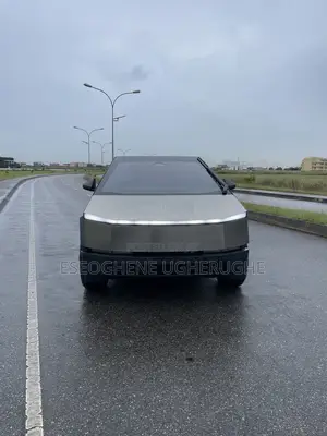 New Tesla Cybertruck 2024 Silver