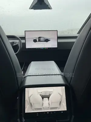 New Tesla Cybertruck 2024 Silver