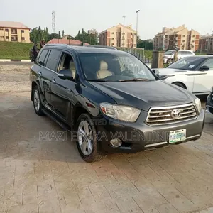 Toyota Highlander 2010 Gray