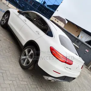Mercedes-Benz GLC-Class 2017 White