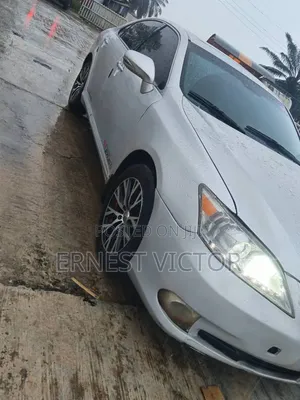 Lexus ES 2012 Silver