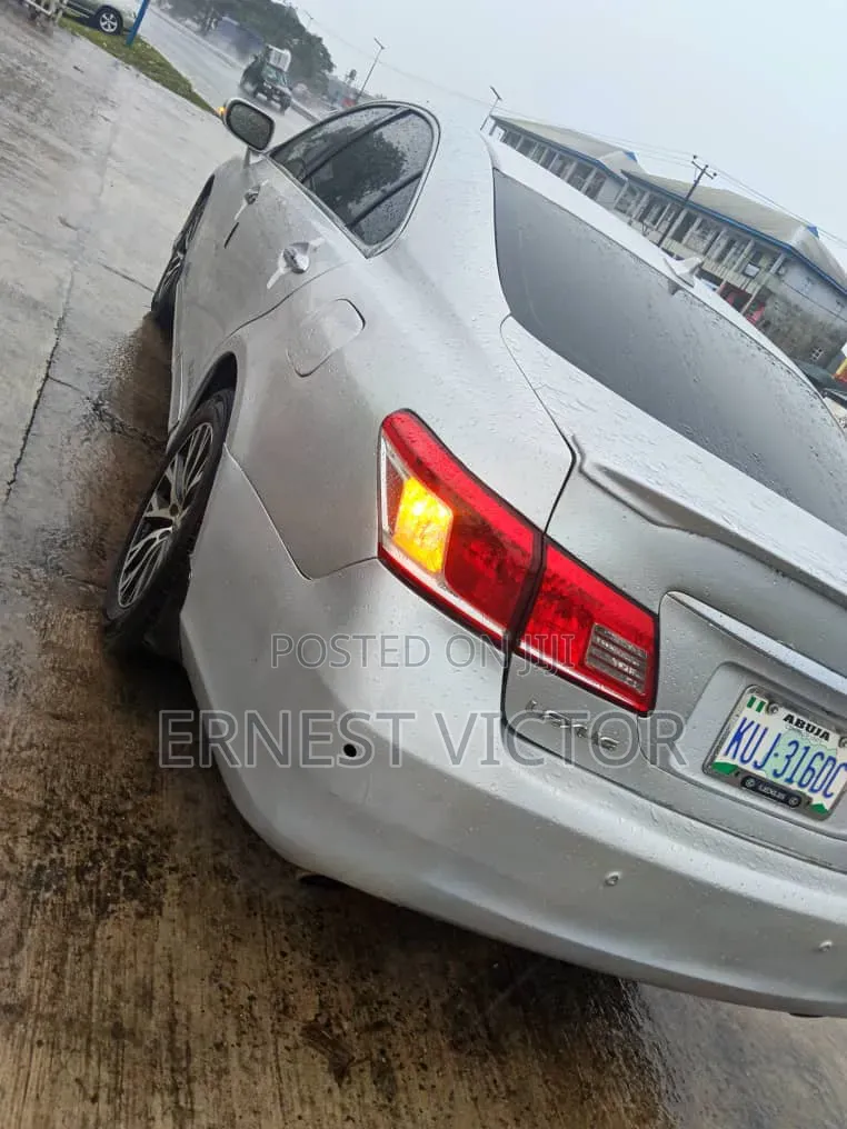 Lexus ES 2012 Silver