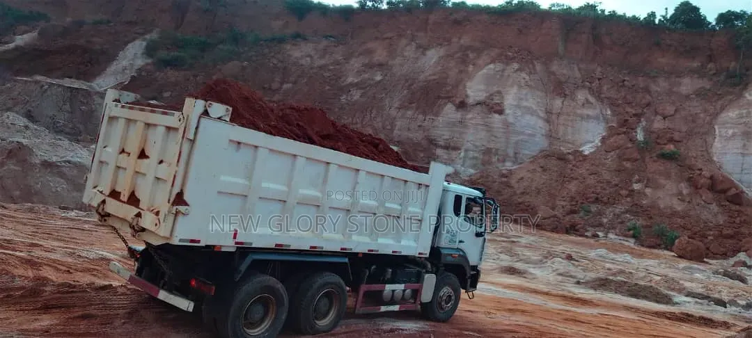 30tons of Granite and Stone Dust