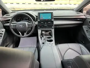 Toyota Avalon Limited 2021 Black