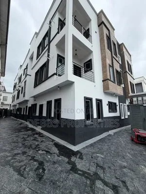 Furnished 2bdrm Duplex in Lekki Phase 2 for rent