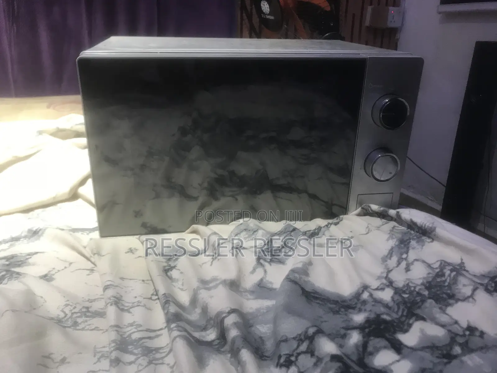 Microwave Oven