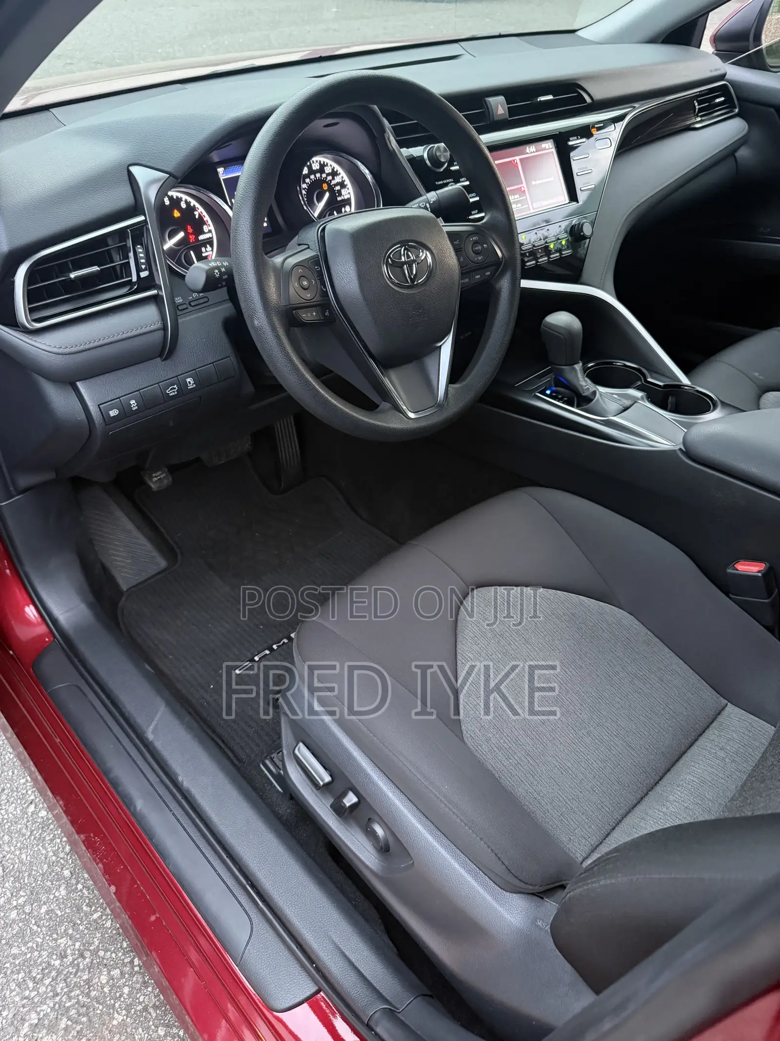 Toyota Camry 2019 Red