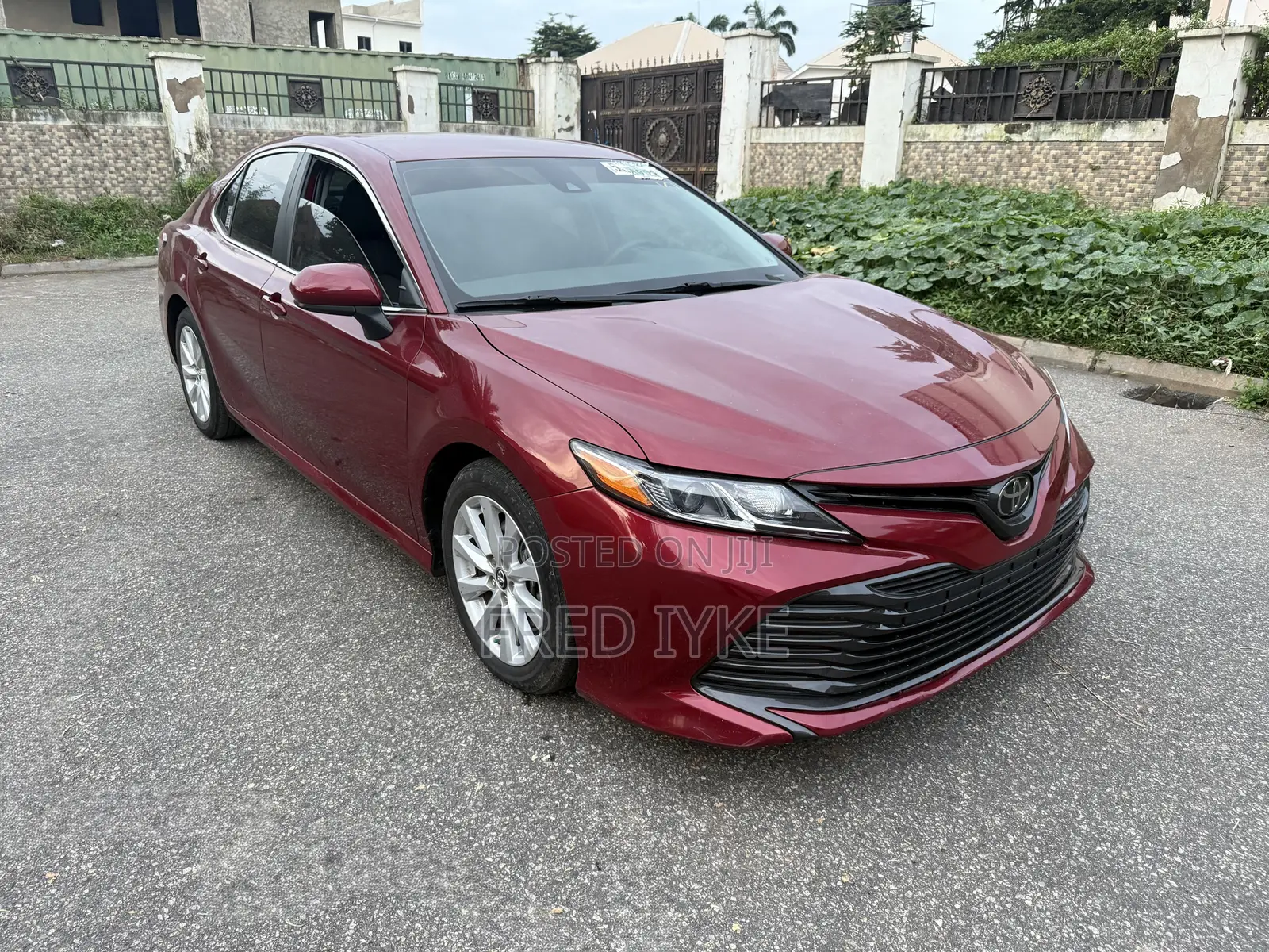 Toyota Camry 2019 Red