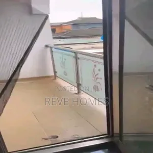 3bdrm Block of Flats in Shomolu / Shomolu for rent